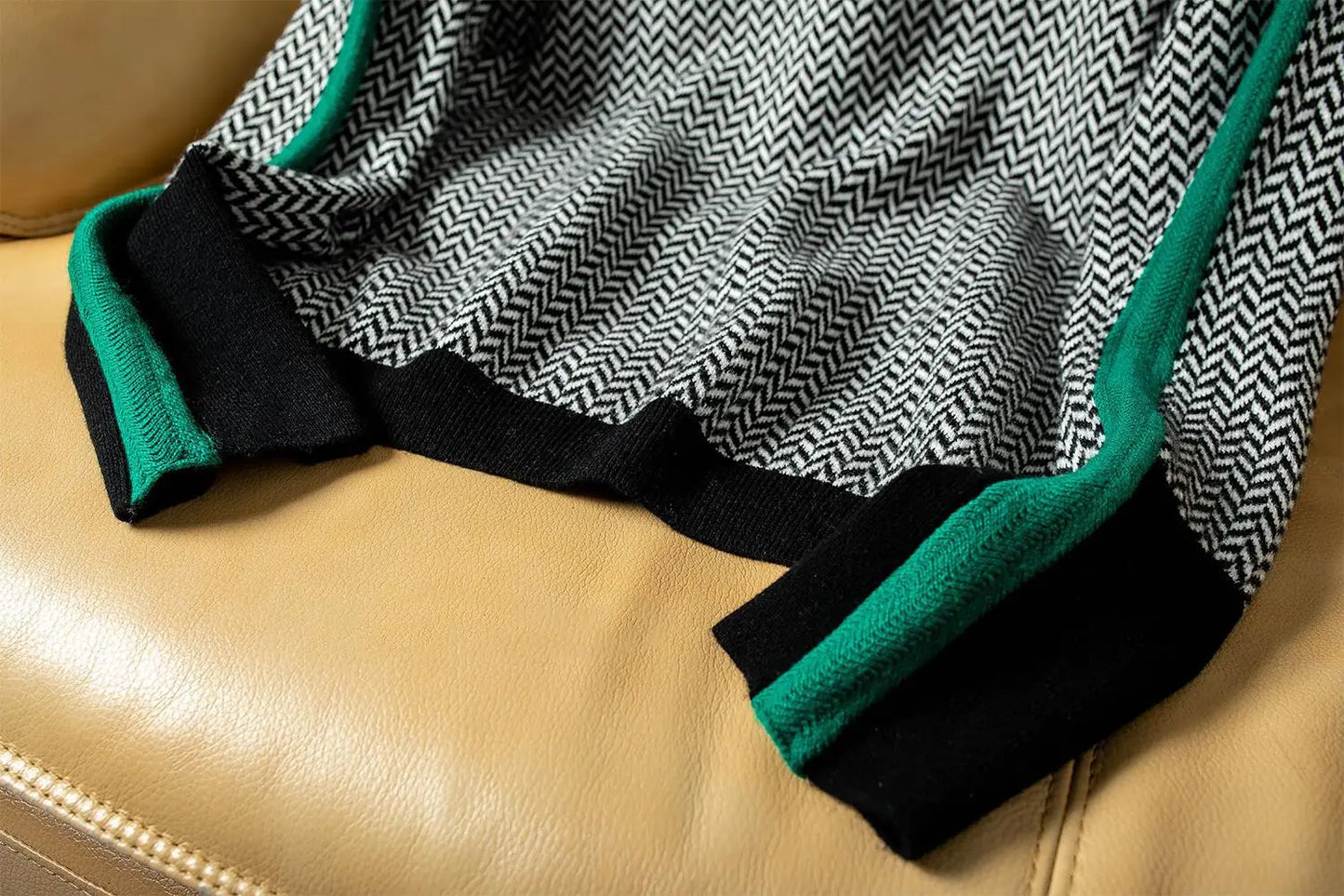 CHIARA | Gestreifter Pullover