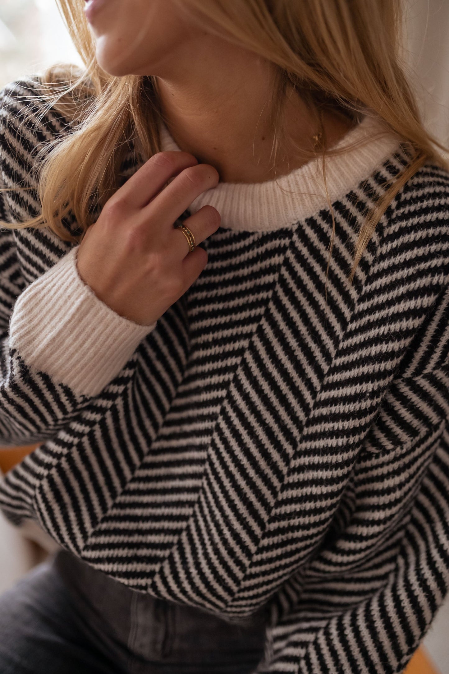 LENYA | Gemusterter Strickpullover