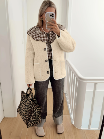 LILLIA | Die Fleece-Knopfjacke