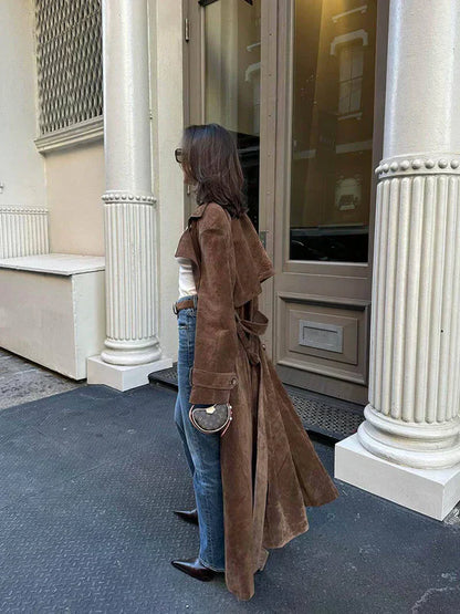 VERONIKA | Eleganter Wildleder Trenchcoat